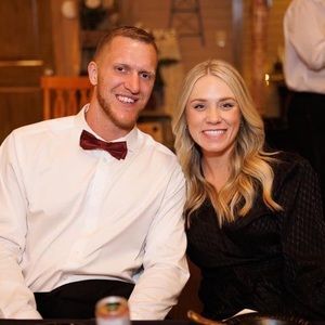 Meet your Posher, Courtney